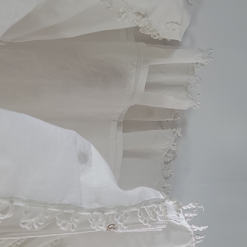 FARM RIO | 3D White Flower Dress - Picture 6 of 9